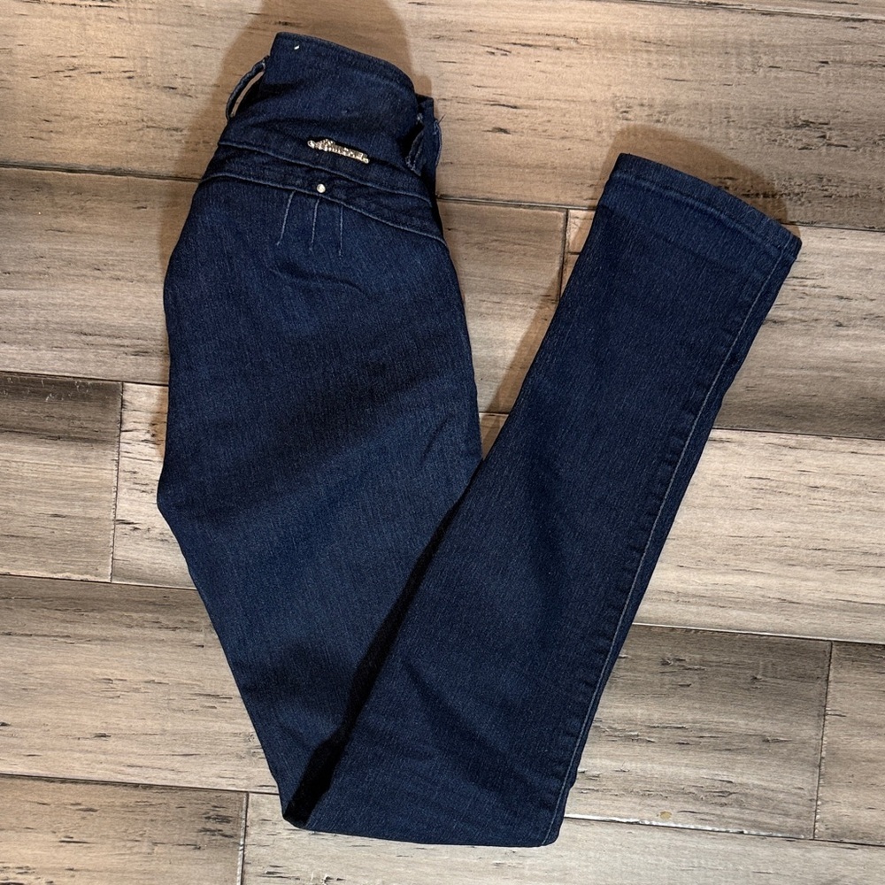 jeans colombianos Dark Blue Distressed Women’s Jeans